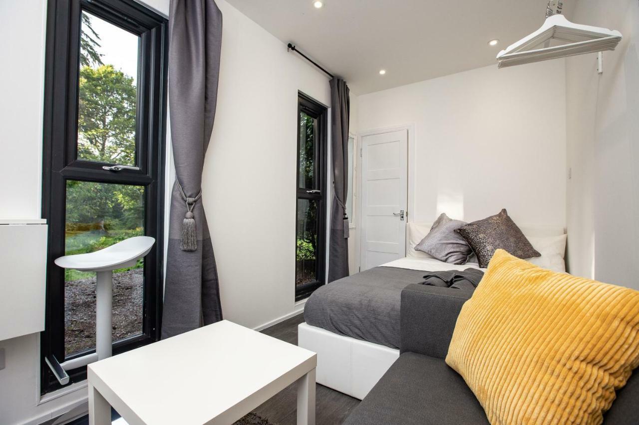 A Unique Experience In A Converted Shipping Containers, Glamness Is Adults Only Inverness Exteriör bild